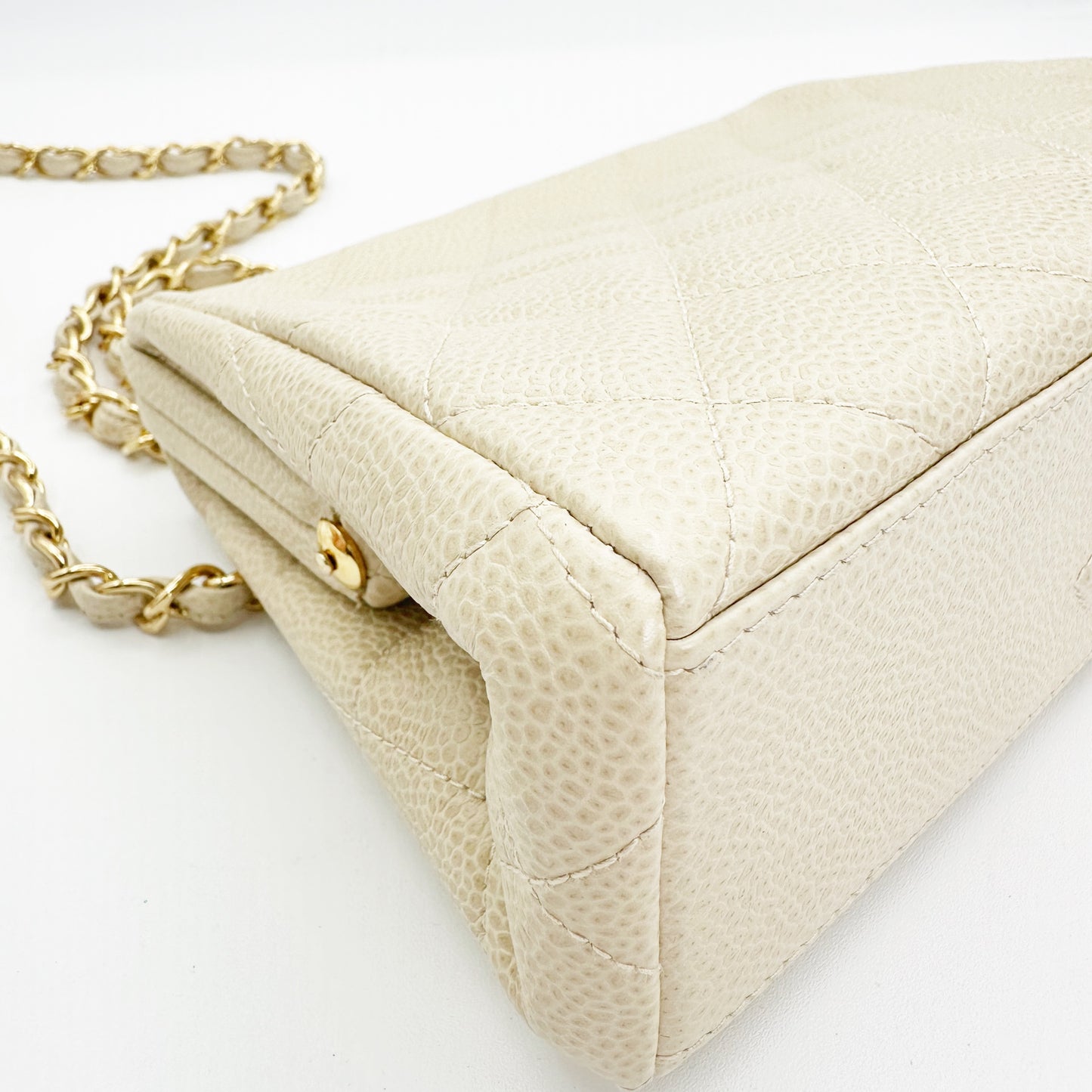 Juan, Vintage Authentic Chanel 3 series matelasse chain beige caviar with seal