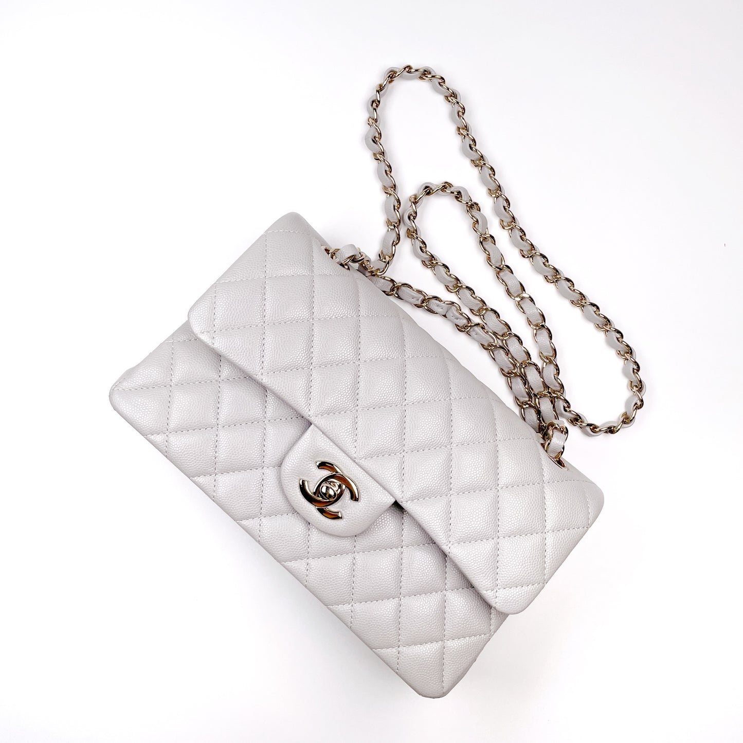 Martina, 21A Small light grey caviar classic flap with LGHW microchipped