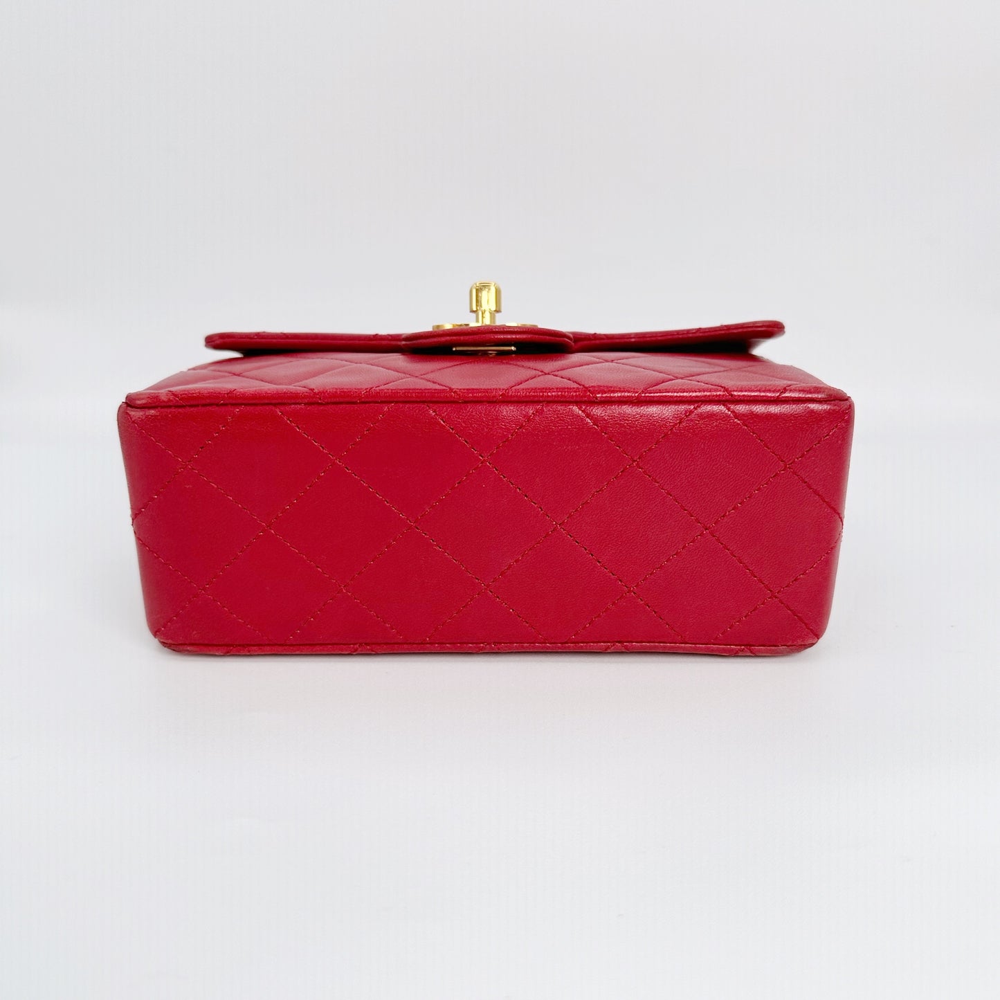 Chou, Vintage Authentic Chanel 1 series 17cm square mini red lambskin with seal