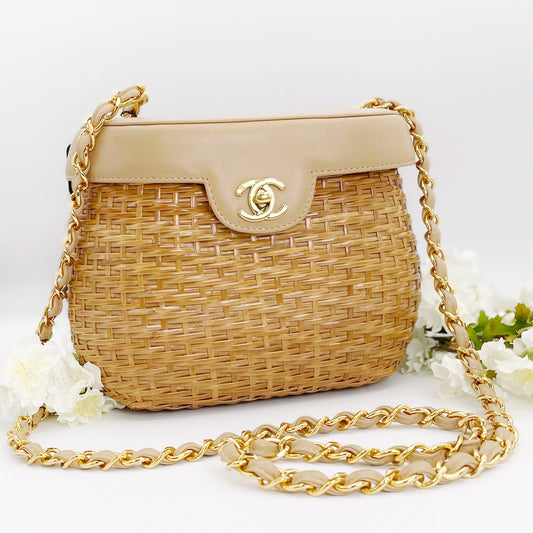 Kingsley, Vintage Authentic Chanel 5 series chain shoulder beige brown rattan leather with seal