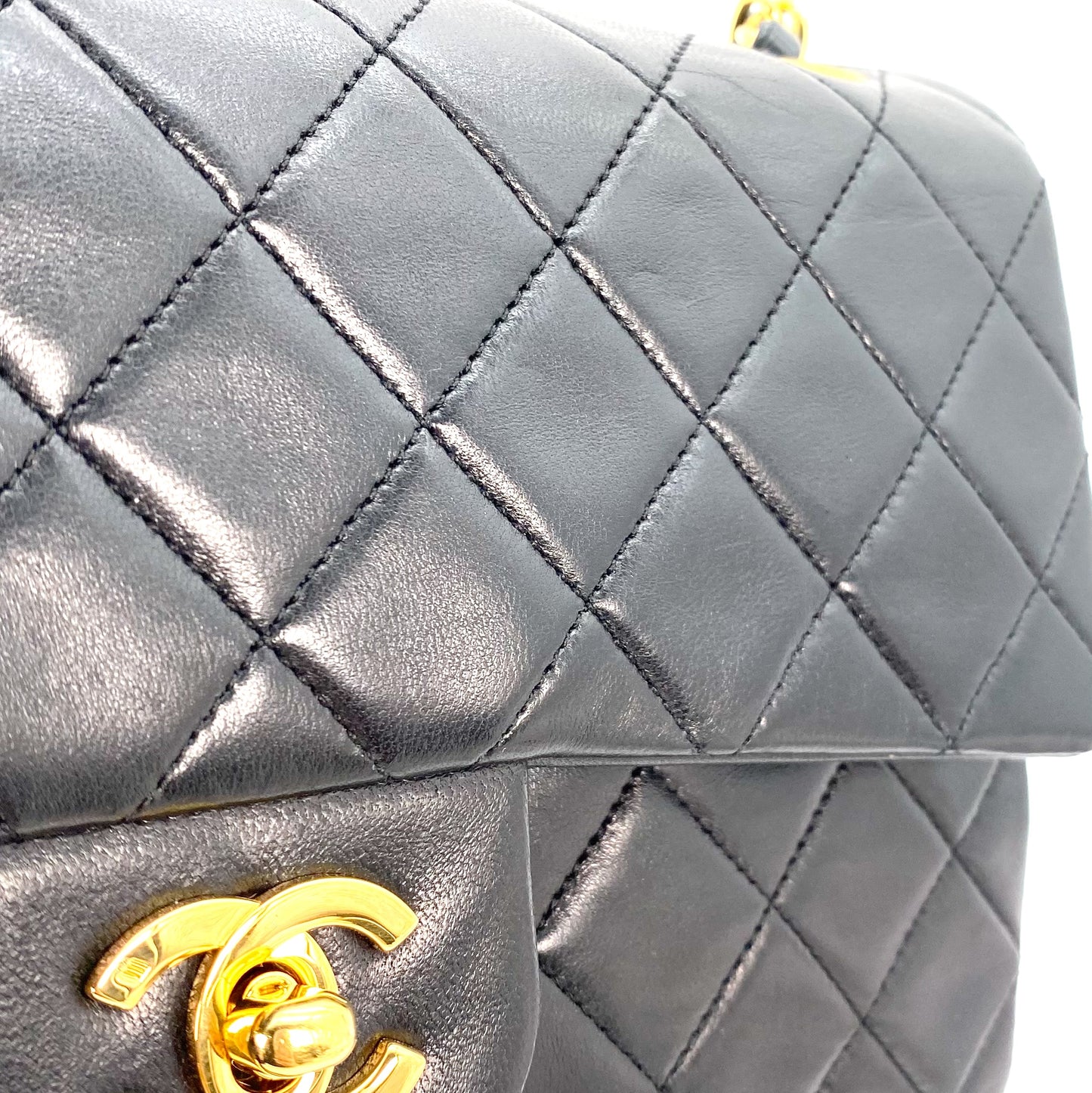 Fen, 1 Series Small Classic Flap Black Lambskin Gold Hardware with seal and card