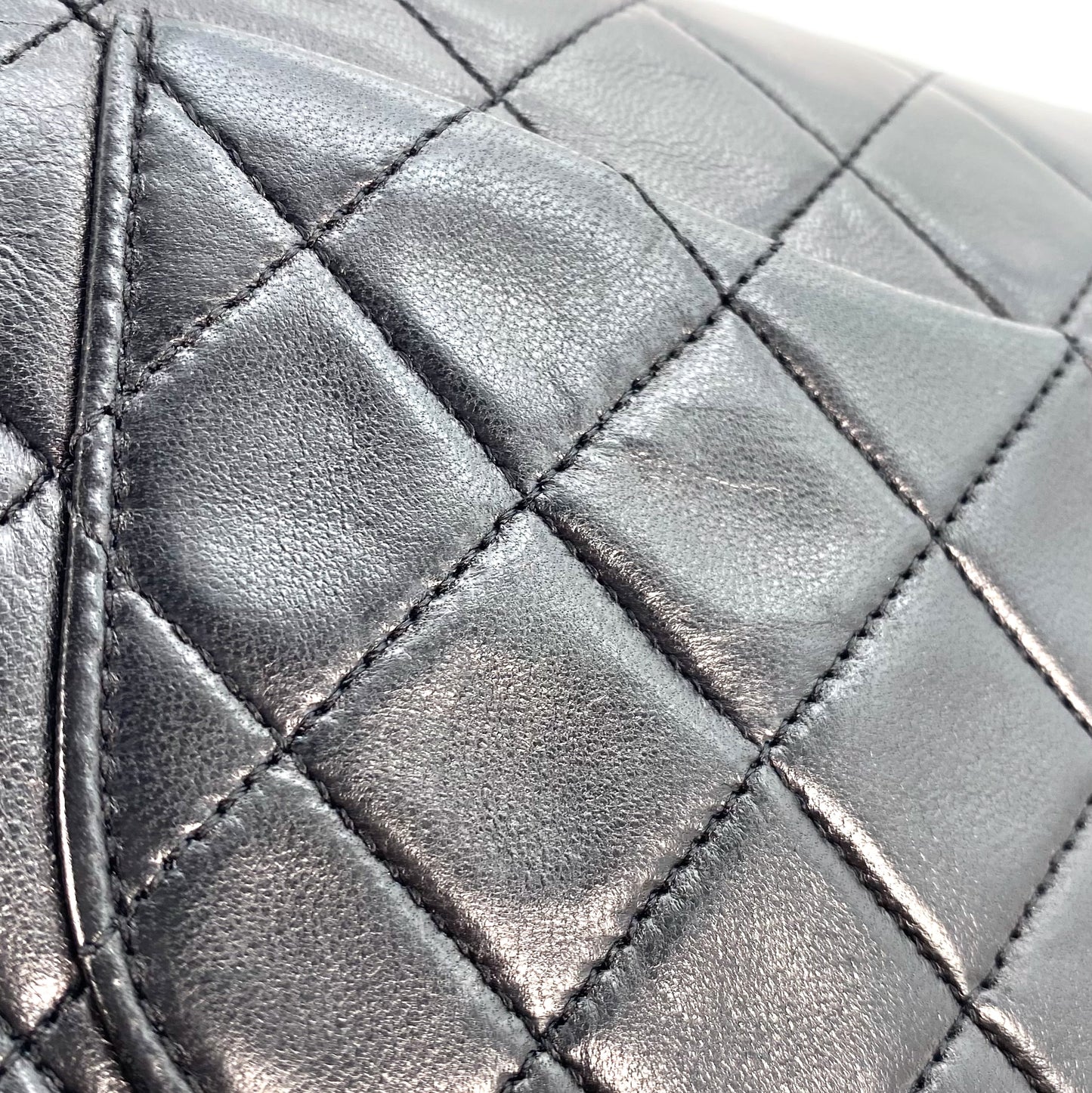 Fen, 1 Series Small Classic Flap Black Lambskin Gold Hardware with seal and card