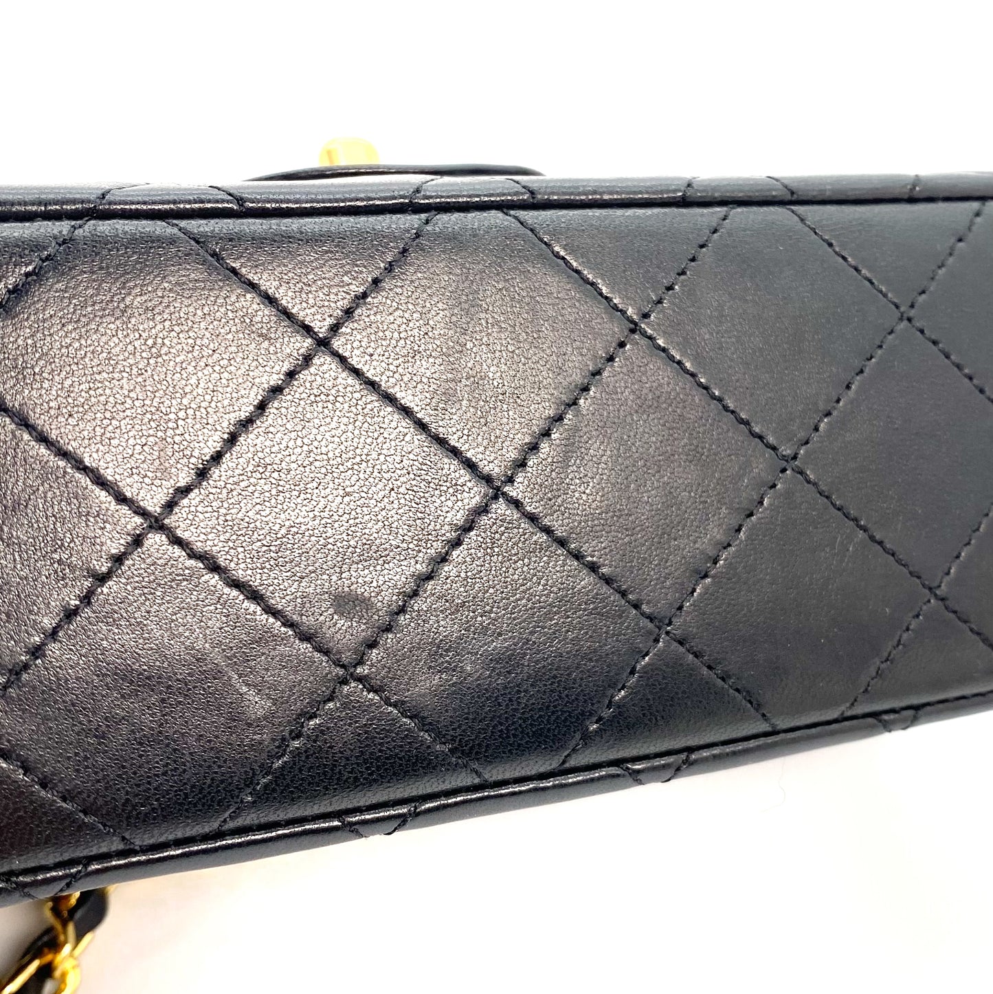 Fen, 1 Series Small Classic Flap Black Lambskin Gold Hardware with seal and card