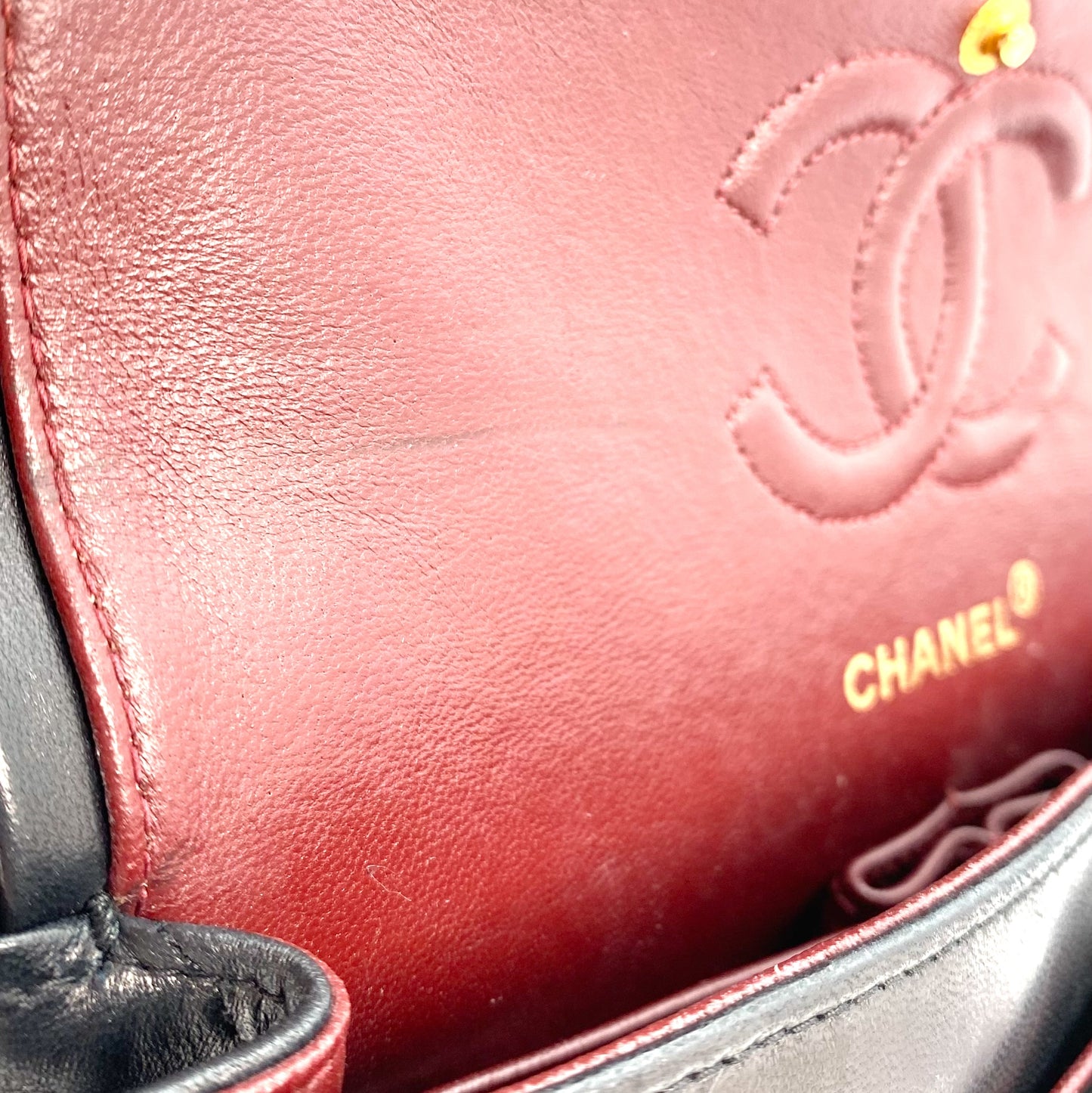 Fen, 1 Series Small Classic Flap Black Lambskin Gold Hardware with seal and card