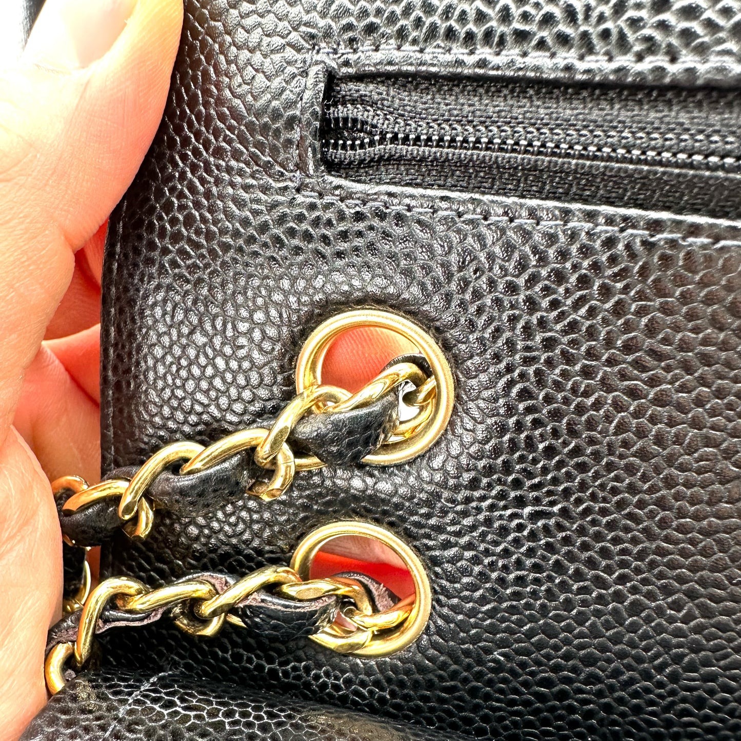 Laurel, 7 series medium classic flap black caviar with seal and card