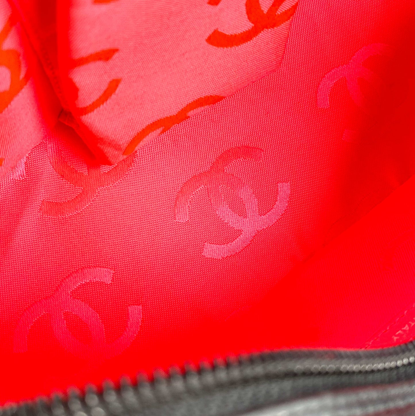 Alba, 10 Series Cambon Mini Boston Black Silver Hardware with seal only