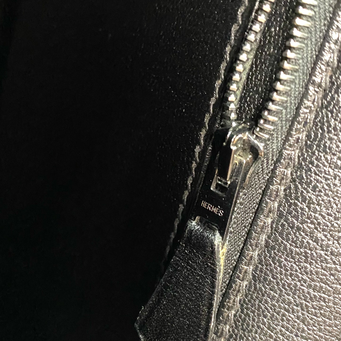 Haya, 2003 Haut A Courroies 32 Black Box Calf SIlver Hardware with stamp □G