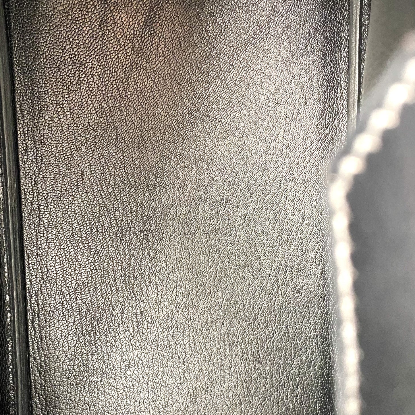 Haya, 2003 Haut A Courroies 32 Black Box Calf SIlver Hardware with stamp □G