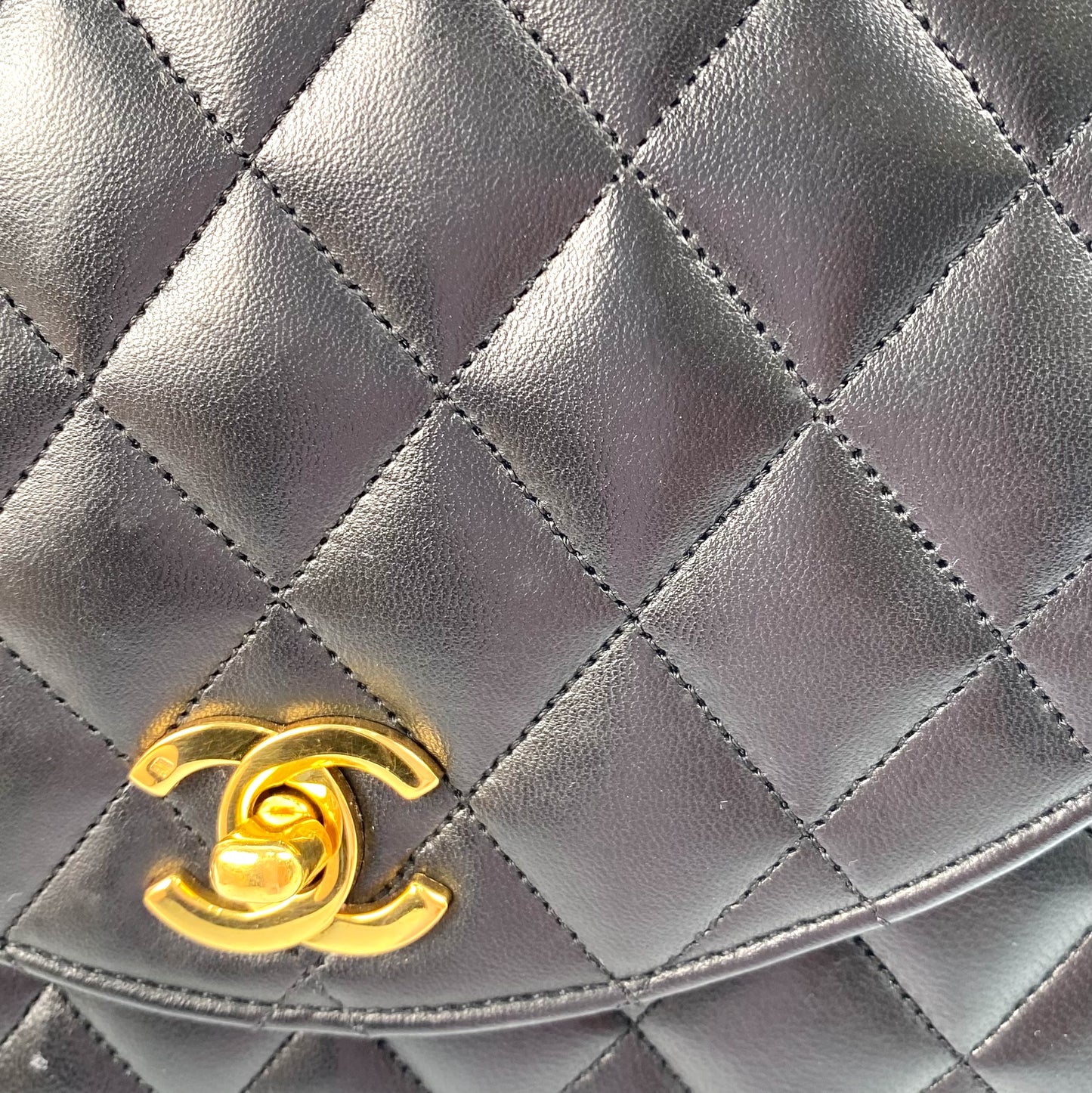 Ian, 0 Series Half Moon Black Lambskin with seal only