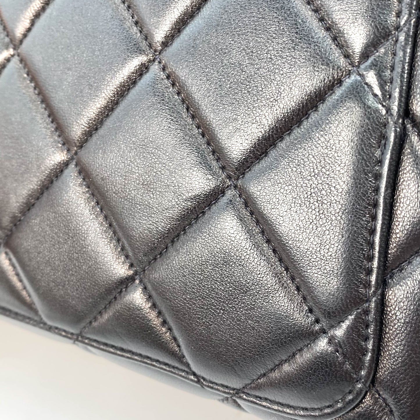 Hesse, 4 Series Matelasse Black Lambskin with seal and card