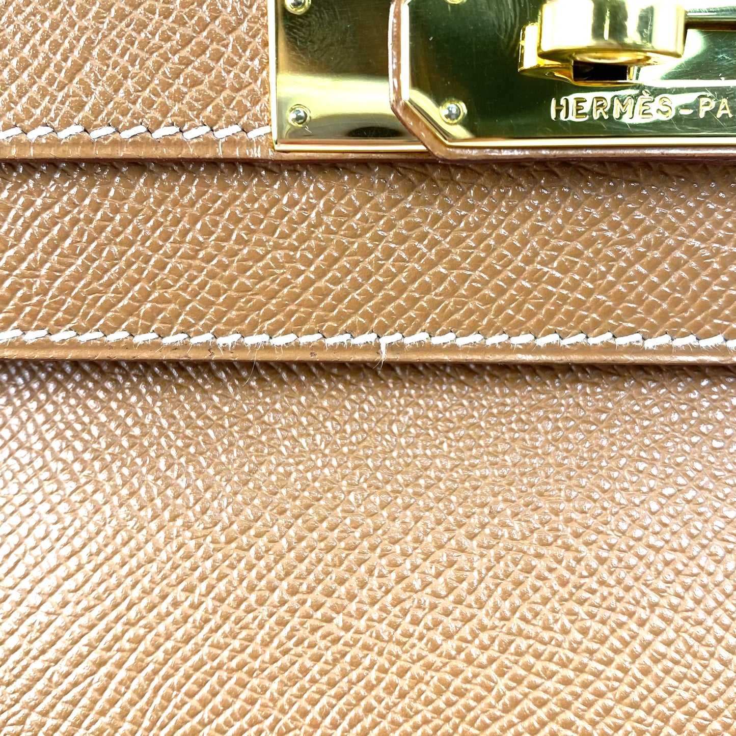 Abel, 1999 Kelly 28 Retourne Gold Couchevel Gold Hardwarre with stamp □C