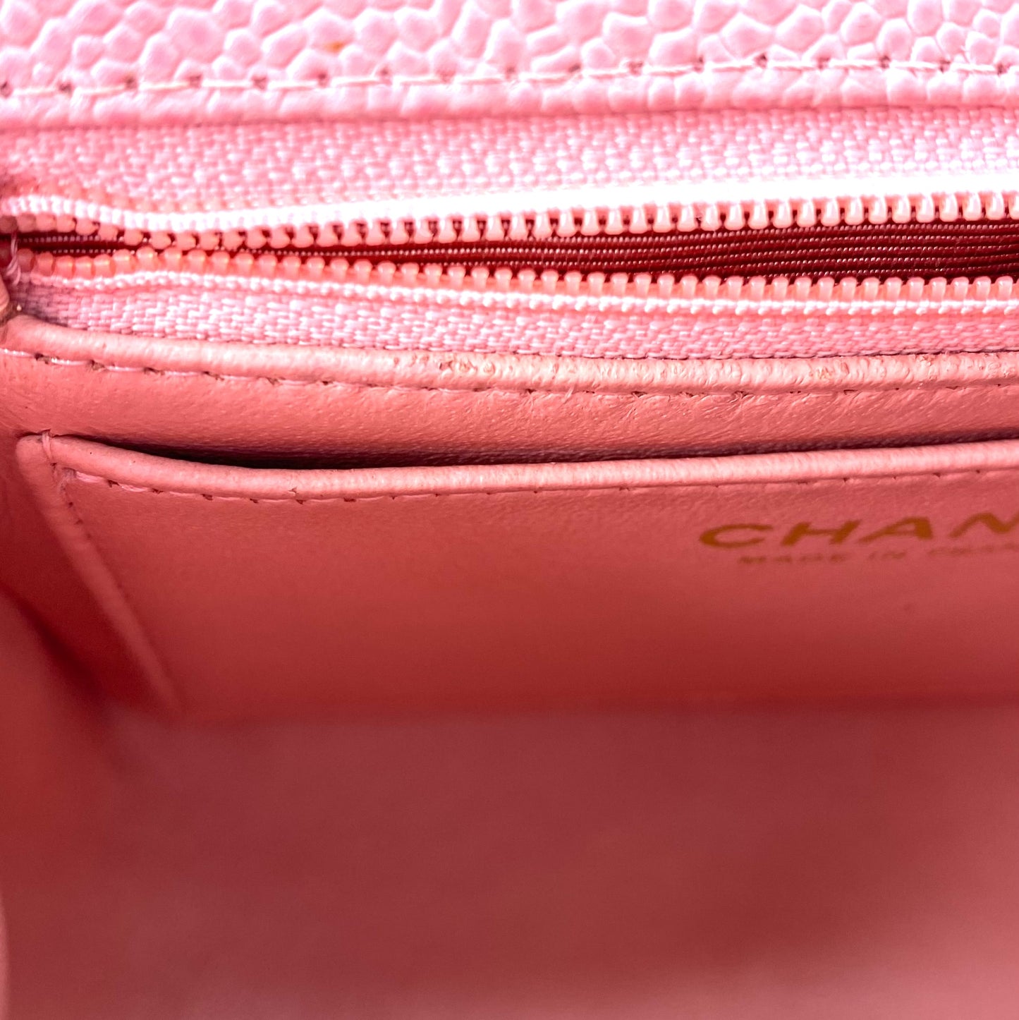 Elvara, 9 Series Mini 17cm Square Pink Caviar with seal and card