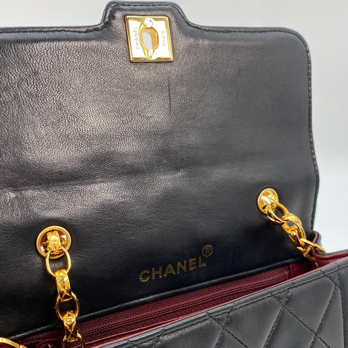 Calyx, 1 Series Matelasse Bijoux Black Lambskin with seal and card