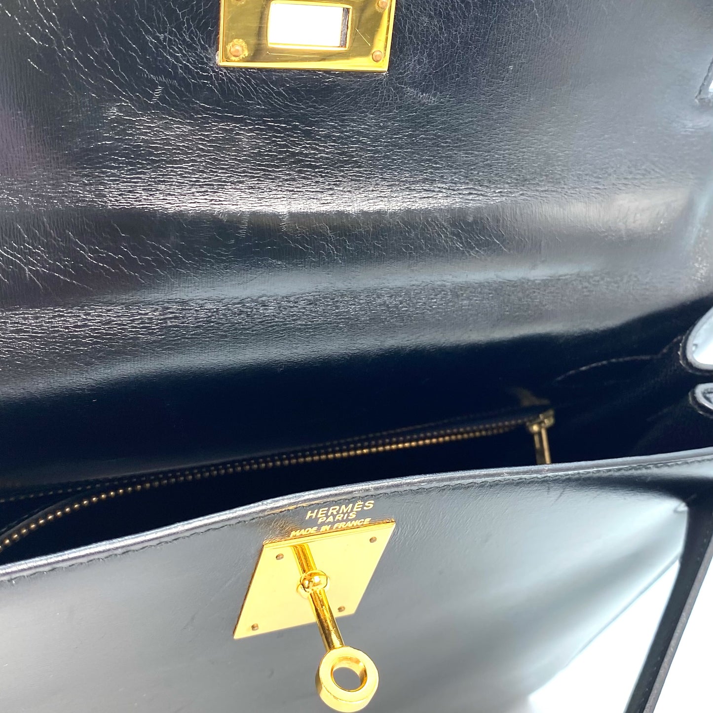 Tirza, 1985 Kelly 28 Sellier Black Boxcalf Gold Hardware with stamp 〇O