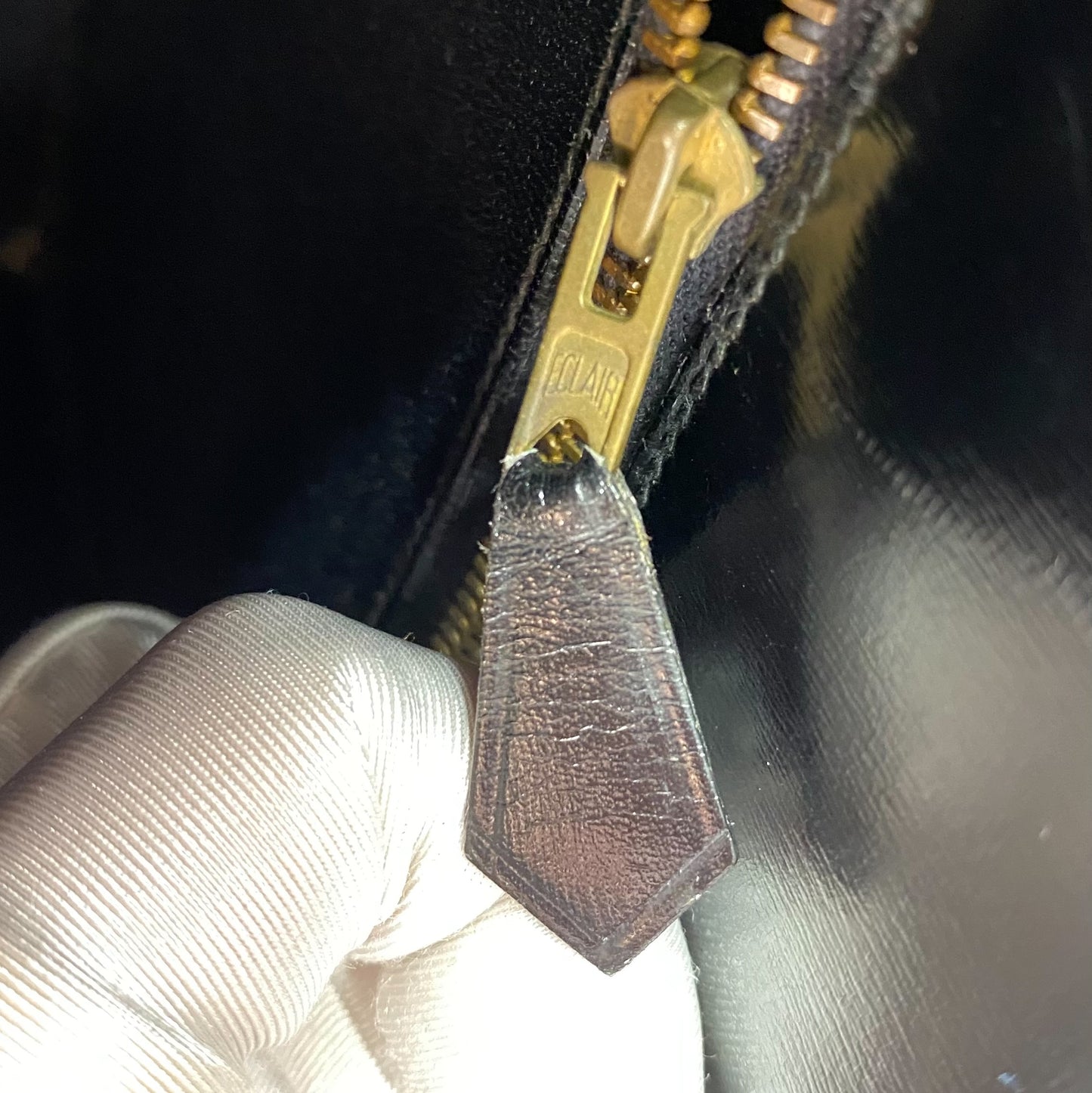 Tirza, 1985 Kelly 28 Sellier Black Boxcalf Gold Hardware with stamp 〇O