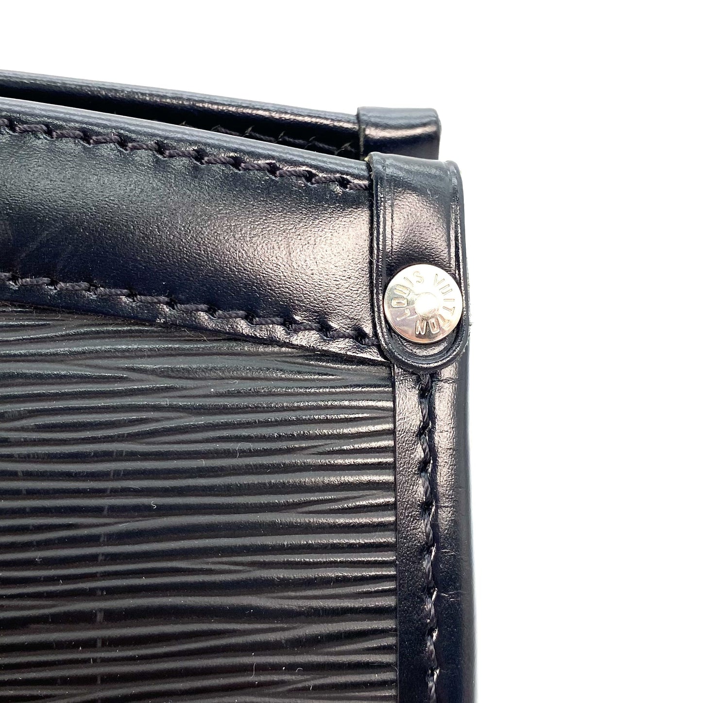 LVEMADPM, LV Epi Madeleine PM Noir