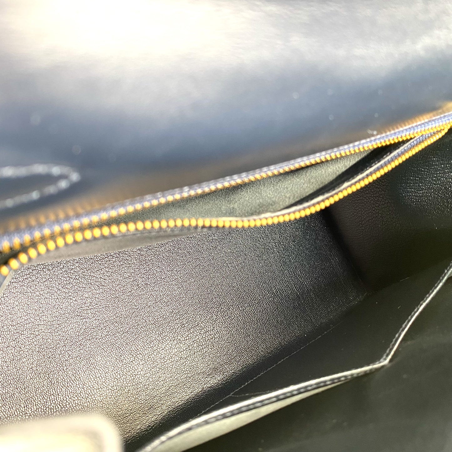 Sullivan, 1993 Kelly 28 navy box sellier stitcthing with stamp ⭕️W