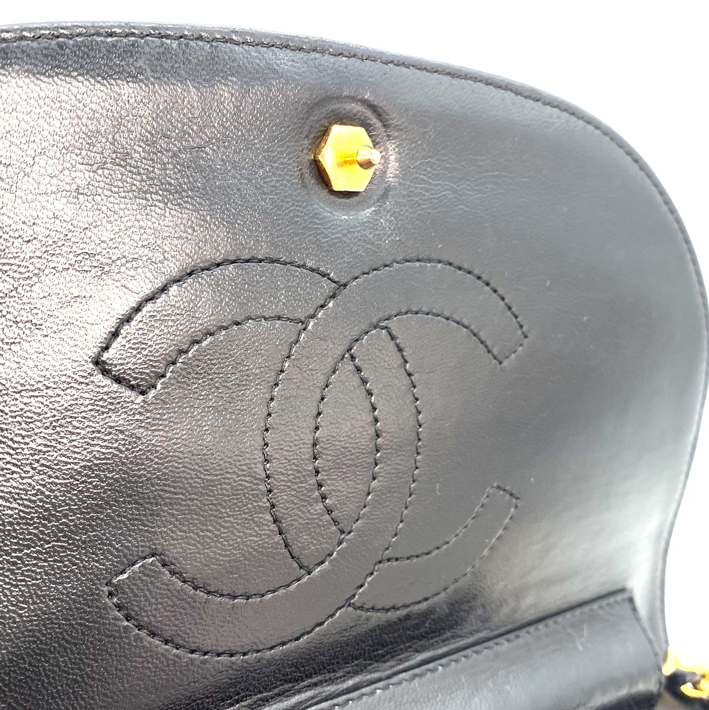 Arlith, 1 Series Cocomark Wave Stitch Black Lambskin with seal and card