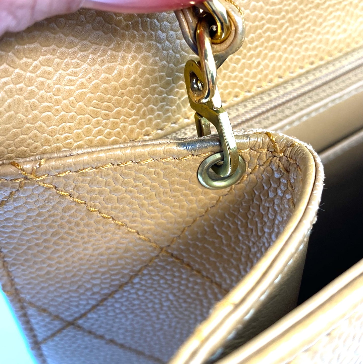 Koa, 5 Series Wild Stitch Jumbo Milk Tea Caviar with seal and card