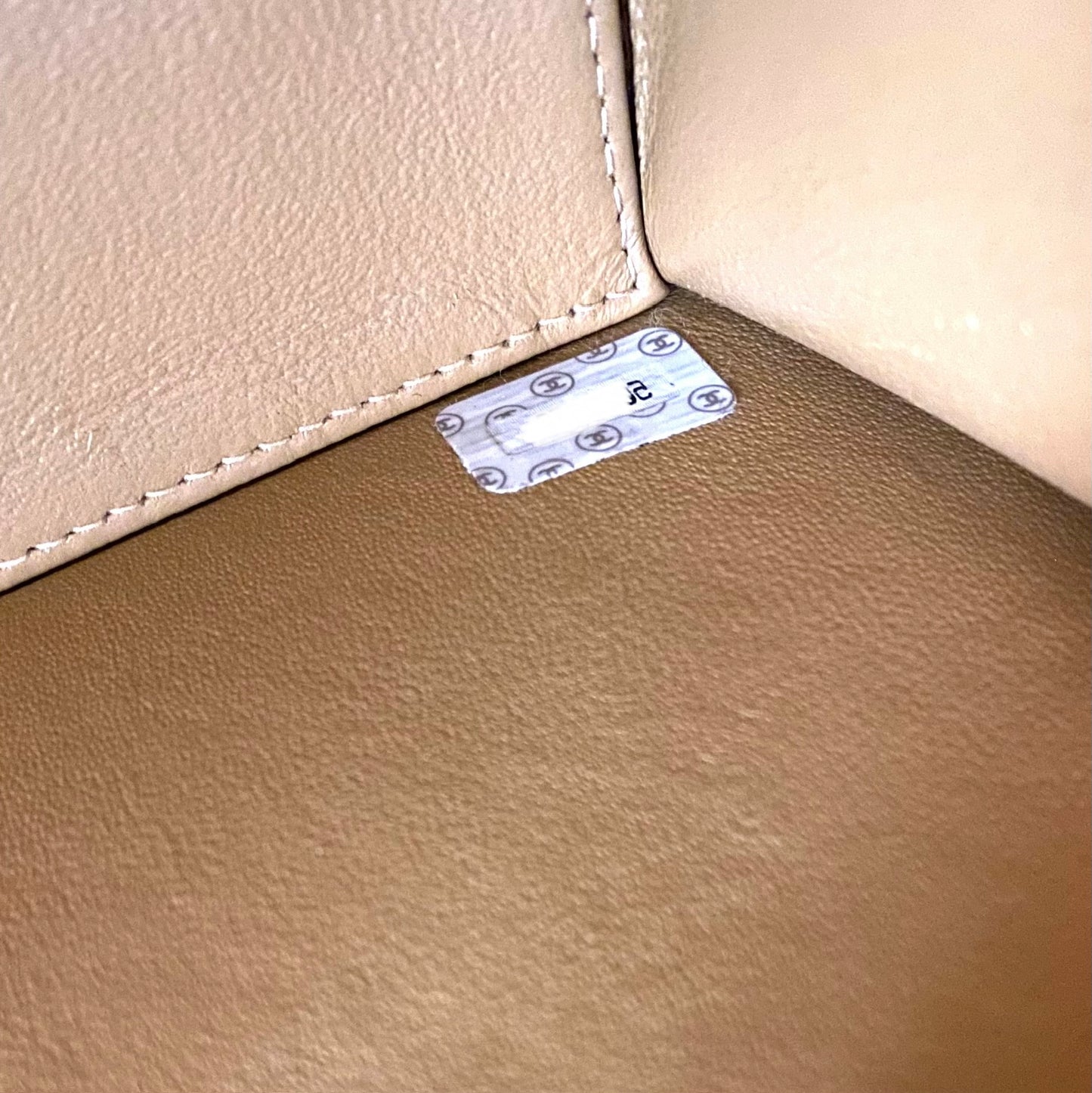 Koa, 5 Series Wild Stitch Jumbo Milk Tea Caviar with seal and card