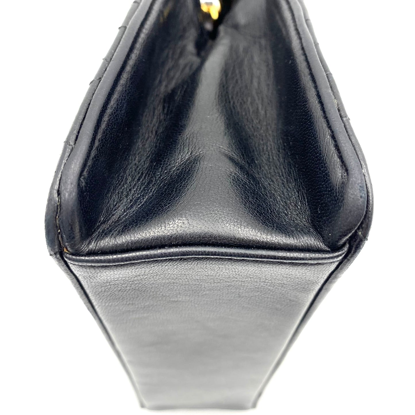 [SPRING SALE] Cortez, 1 series horizontal wave stitch trapezoid black lambskin with seal