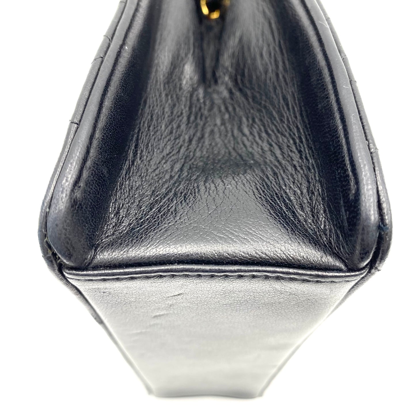 [SPRING SALE] Cortez, 1 series horizontal wave stitch trapezoid black lambskin with seal