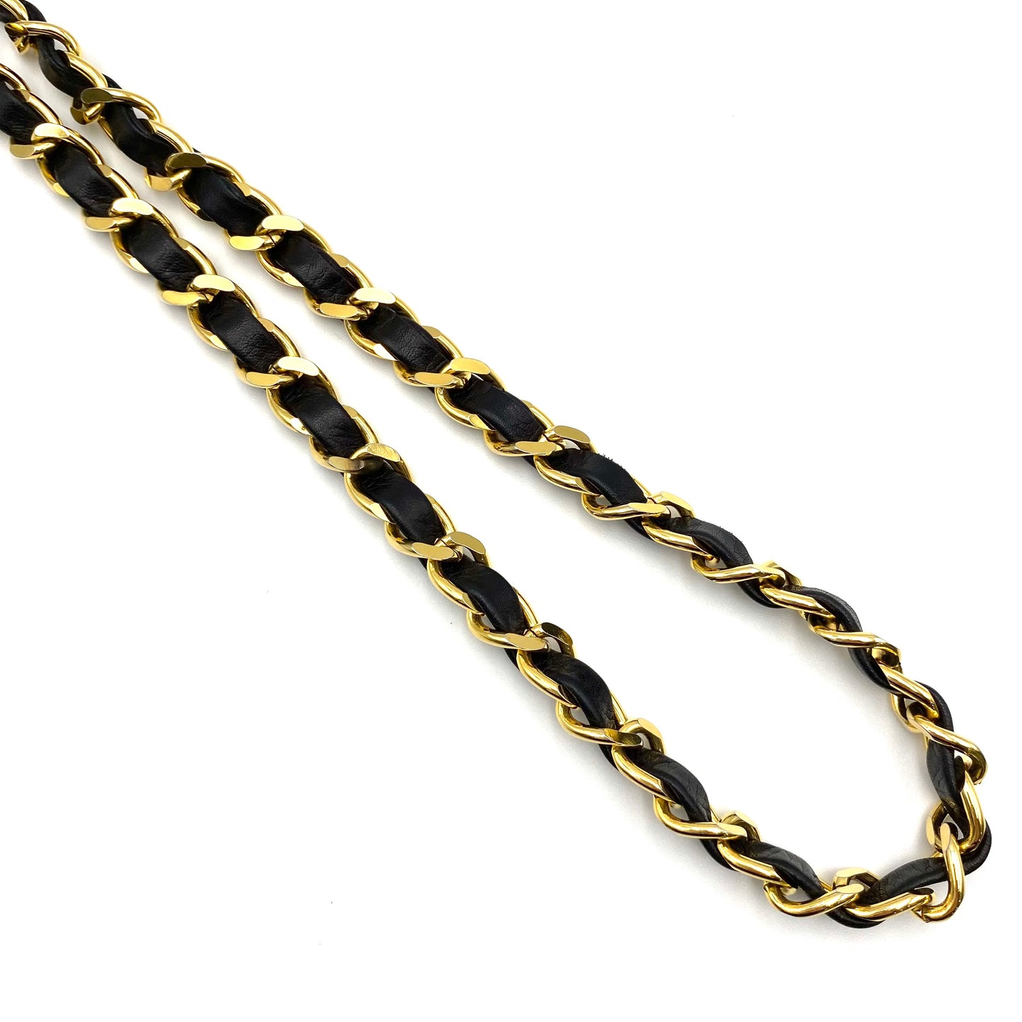 [SPRING SALE] Cortez, 1 series horizontal wave stitch trapezoid black lambskin with seal