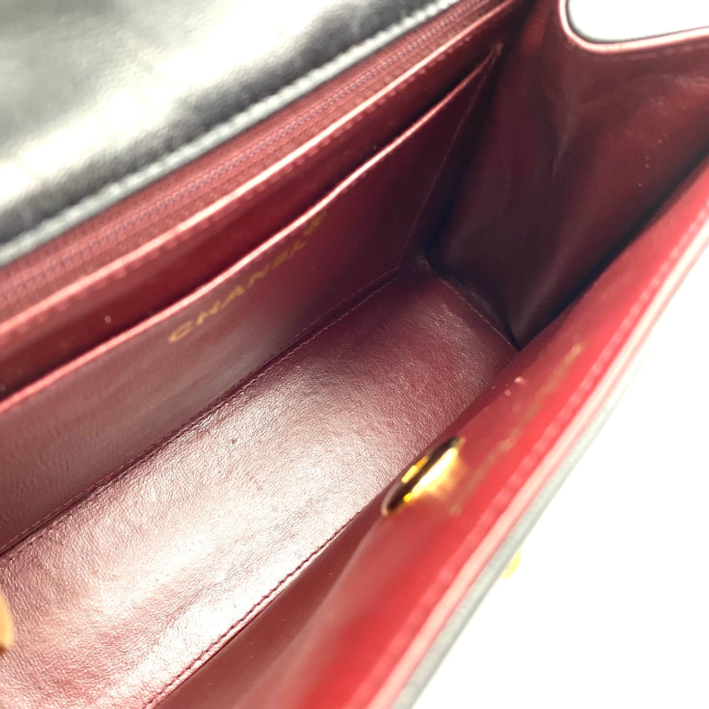 [SPRING SALE] Cortez, 1 series horizontal wave stitch trapezoid black lambskin with seal