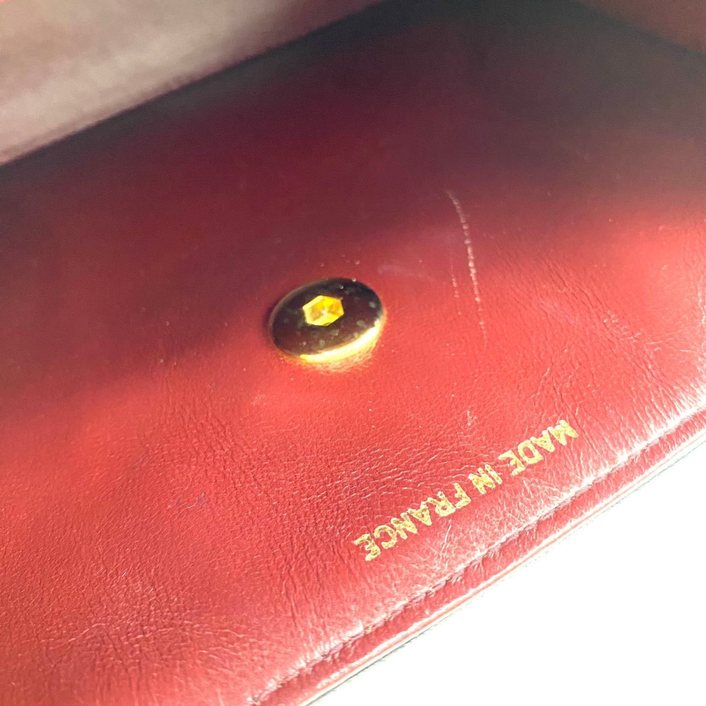 [SPRING SALE] Cortez, 1 series horizontal wave stitch trapezoid black lambskin with seal