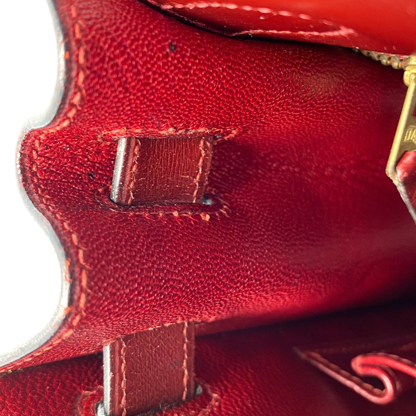 Alez, 1988 Kelly 28 Sellier Rouge H Boxcalf Gold Hardware with stamp 〇R