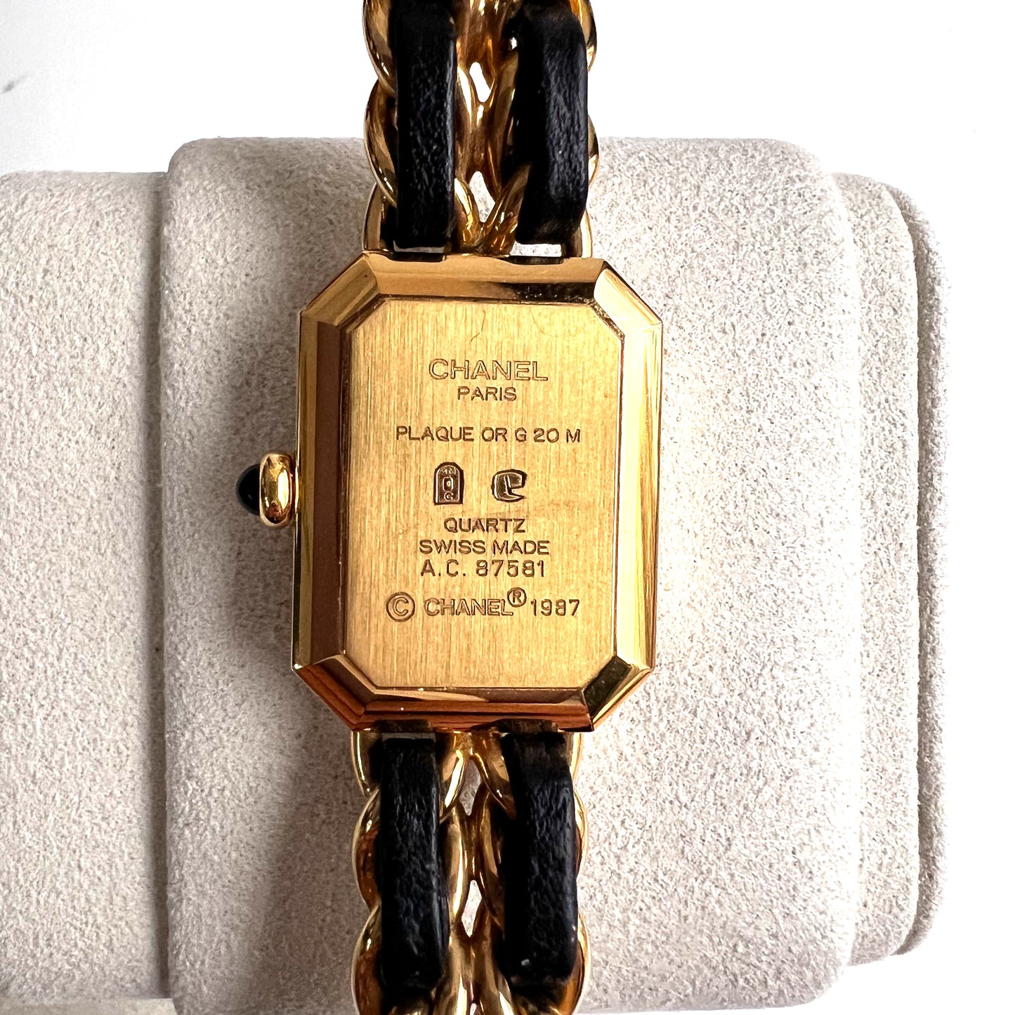 Carrera, Chanel Premiere S Size S