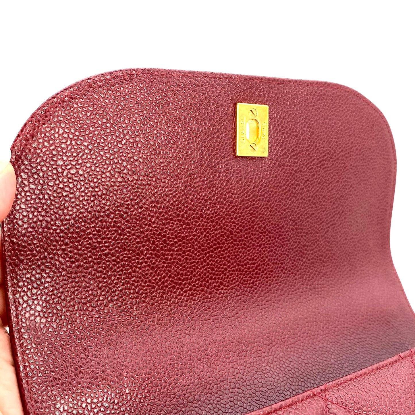 Dariel, 3 Series Matelasse Bordeaux Caviar Gold Hardware wit seal only