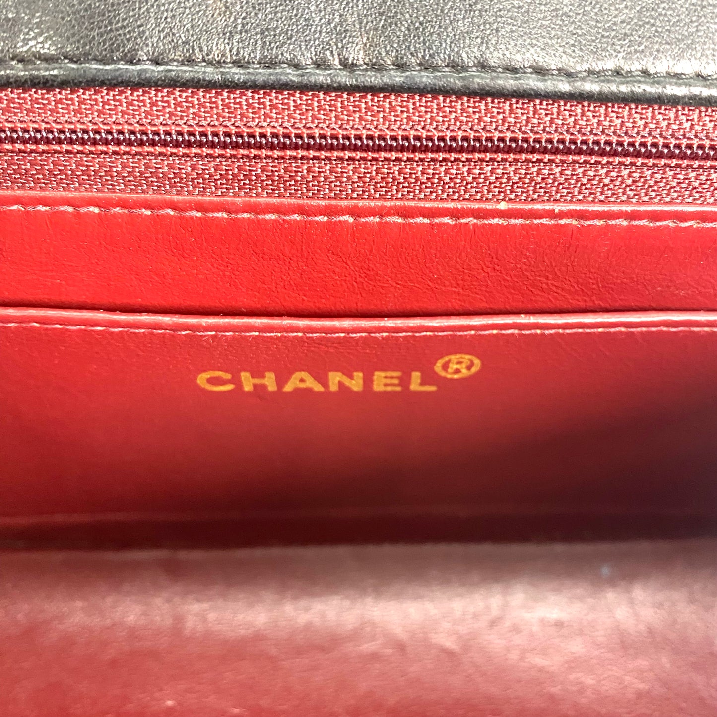 Paul Sr, 2 series small black lambskin diana with seal and card