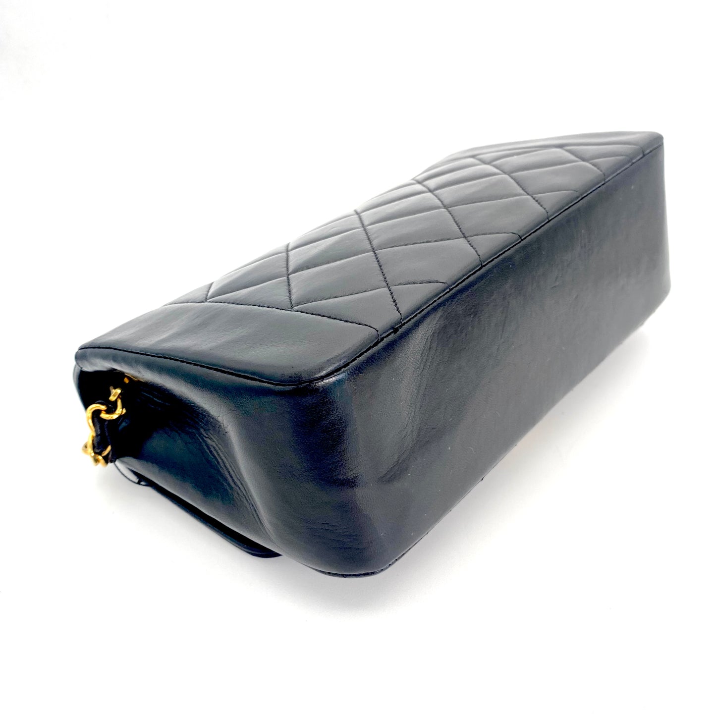 Vivienne, 3 series small black lambskin diana with seal and card