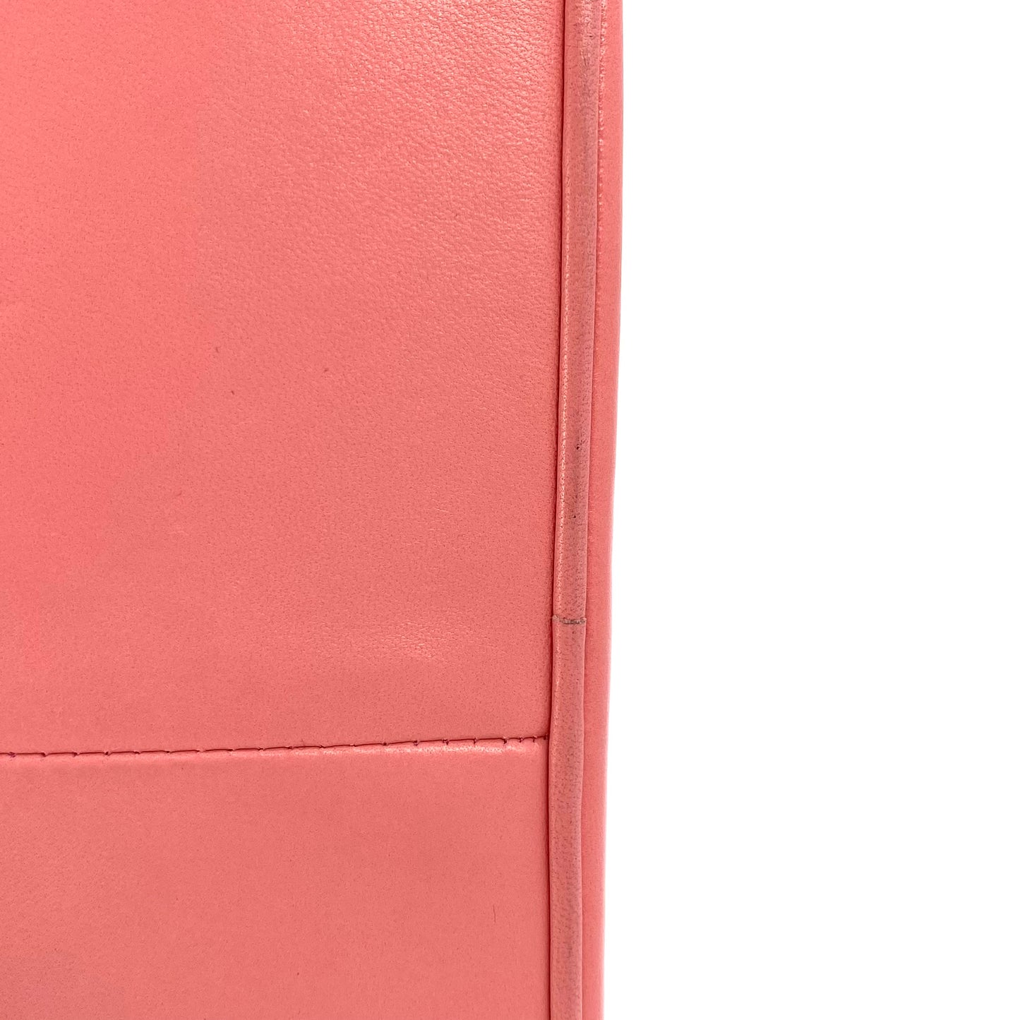 Kavya, 1 Series Trapezoid Pink Lambskin with seal and card