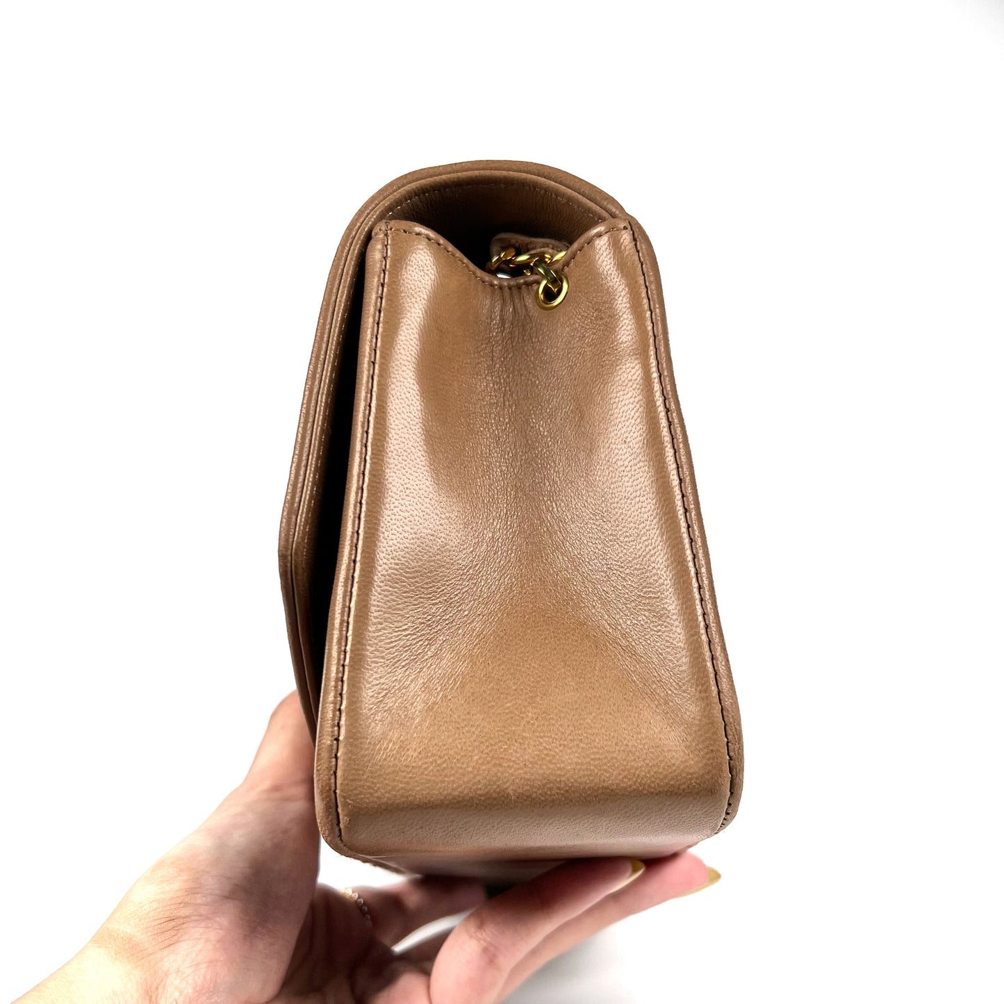 Ruth, 2 Series Small Diana Taupe with seal and card