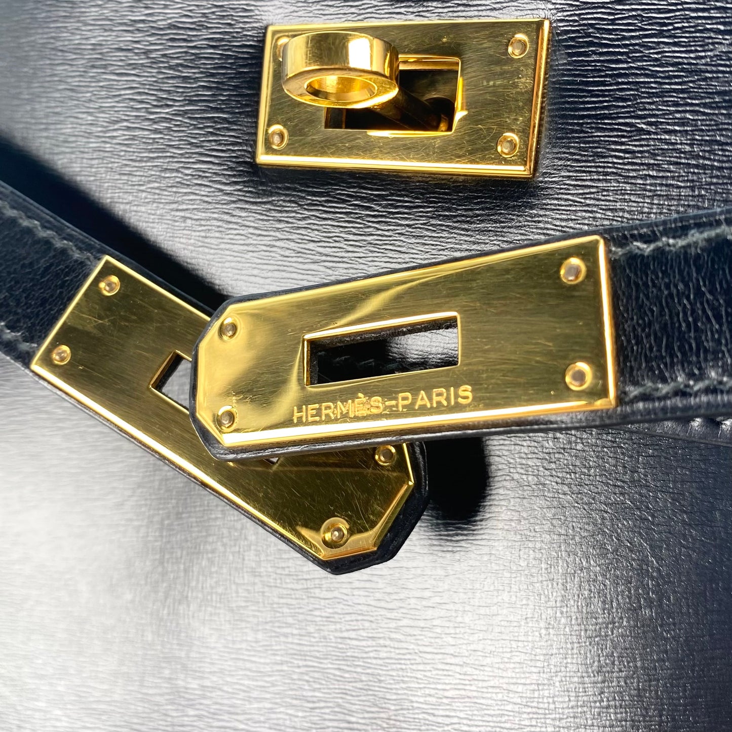 Alza, 1984 Kelly 32 Box Calf Black 2way with stamp 〇N