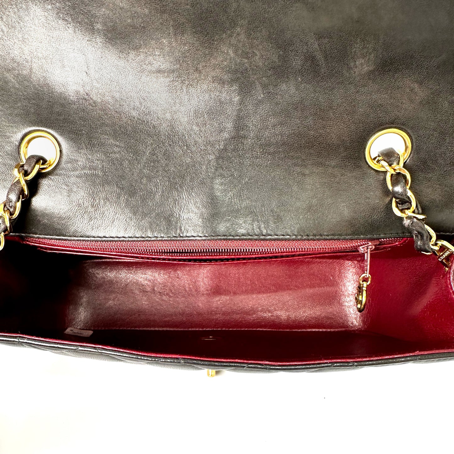Sherry, Vintage Authentic Chanel 2 series medium black lambskin diana with seal and card