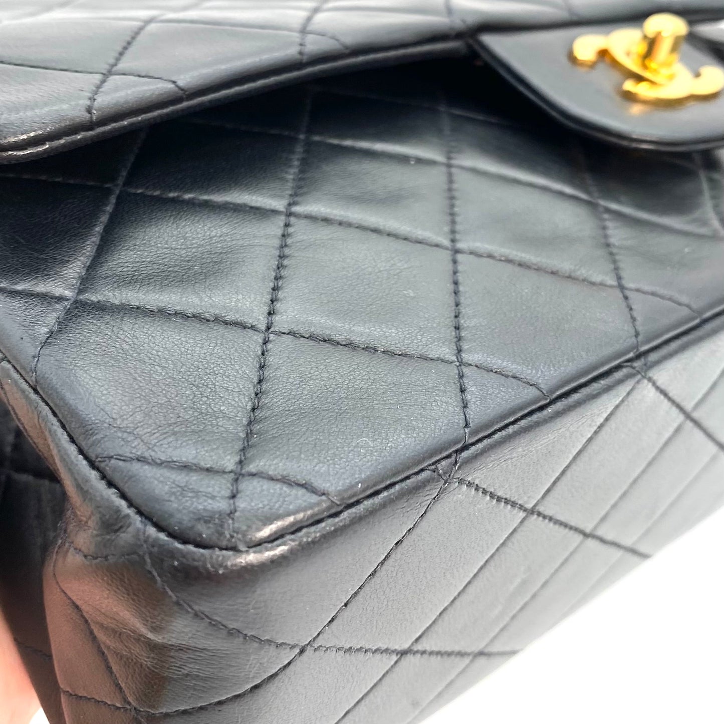 Nixi, 2 Series Classic Flap 25 Black Lambskin with seal and card