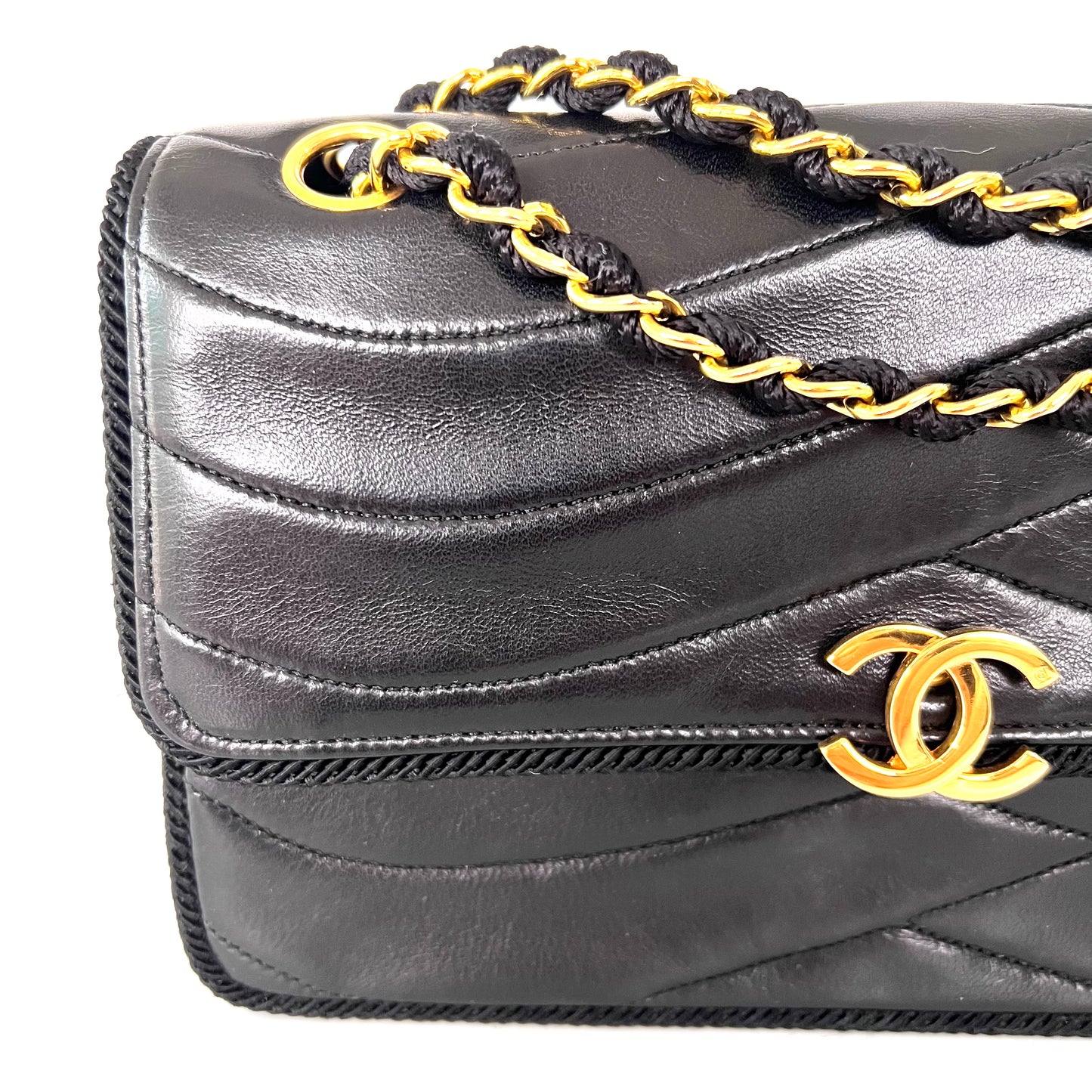 Taha, 0 Series Wave stitch black lambskin rope single flap with seal only