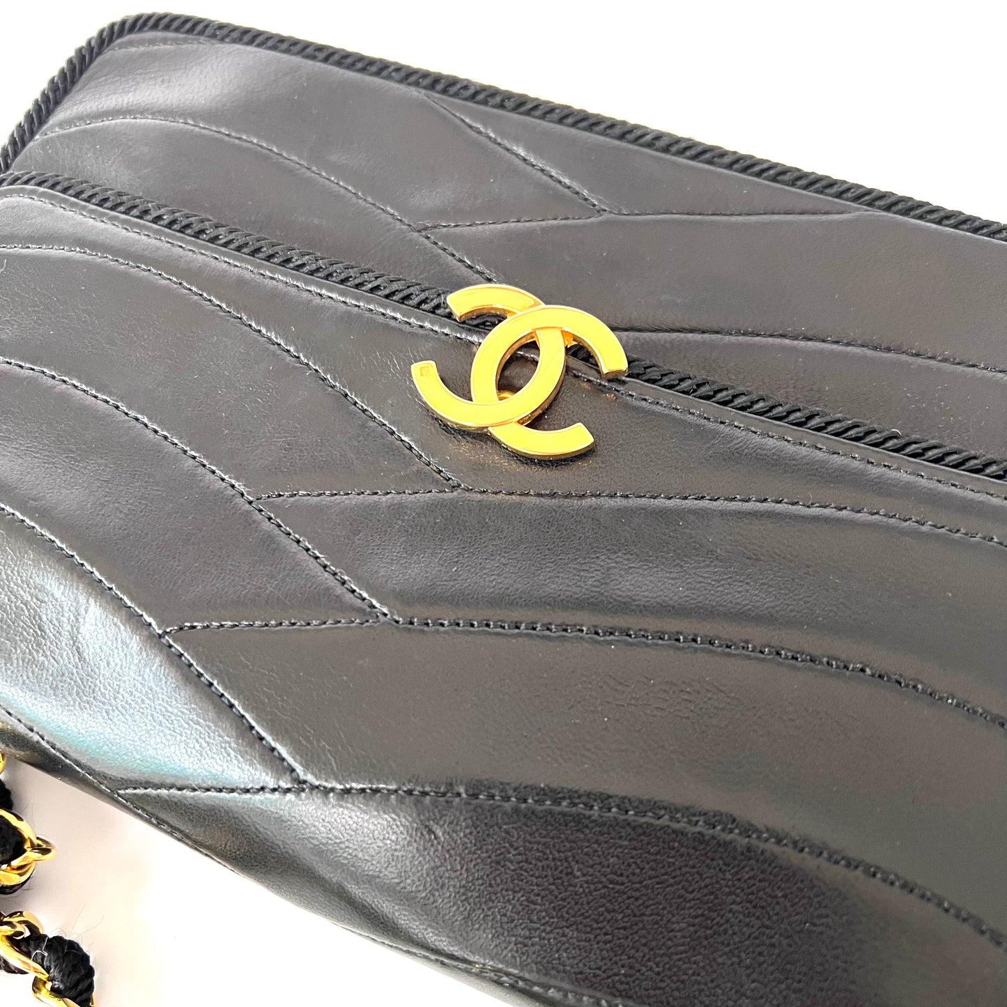 Taha, 0 Series Wave stitch black lambskin rope single flap with seal only