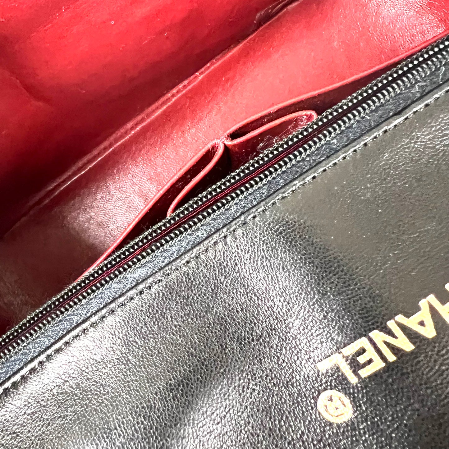 Taha, 0 Series Wave stitch black lambskin rope single flap with seal only