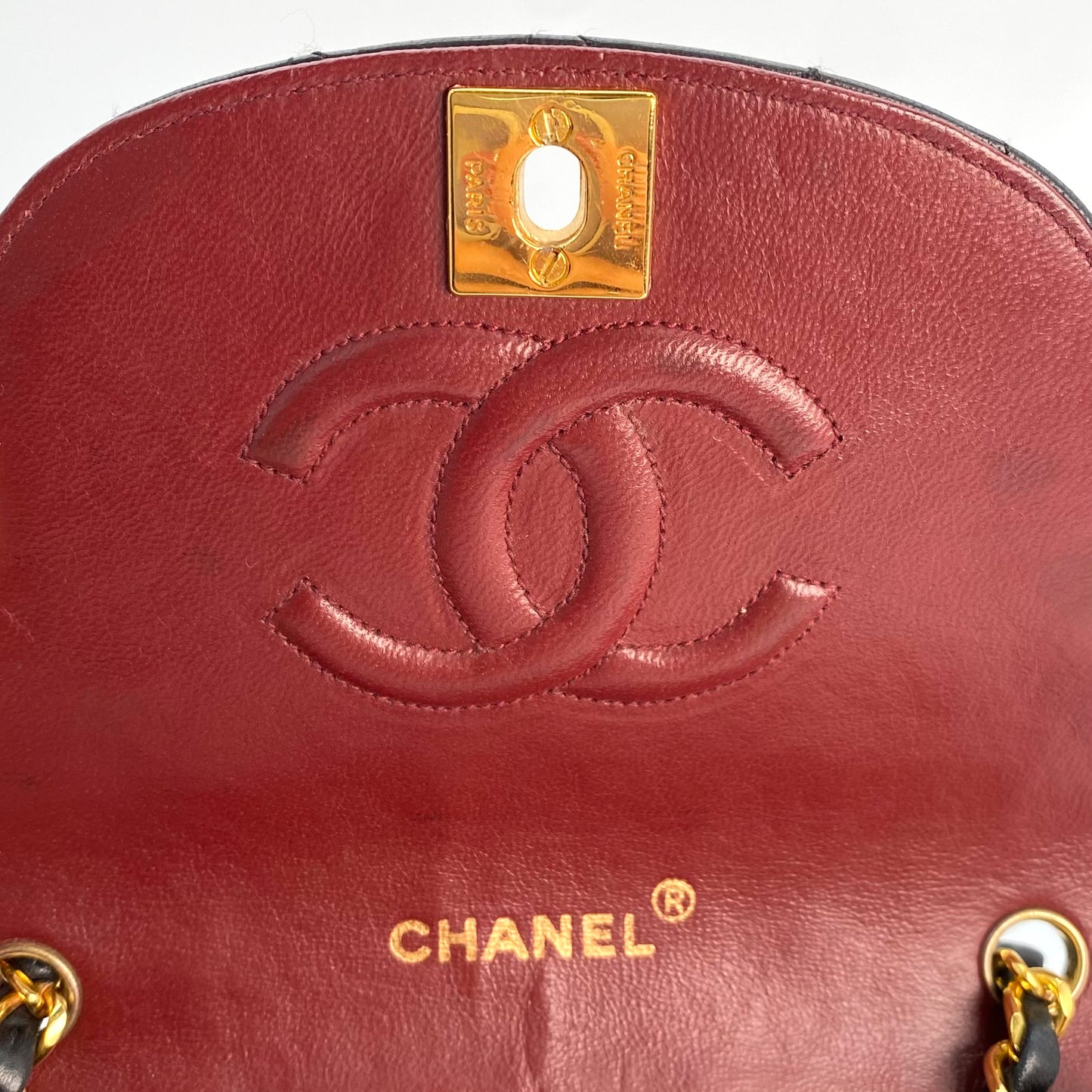 Veza, 0 Series Semi Circle Flap Black Lambskin with seal only
