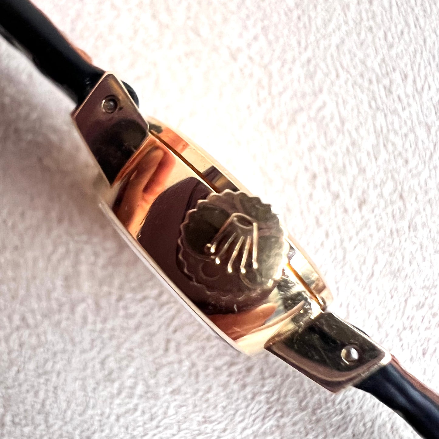Rolex Orchid 18k, etched lugs w/ black strap
