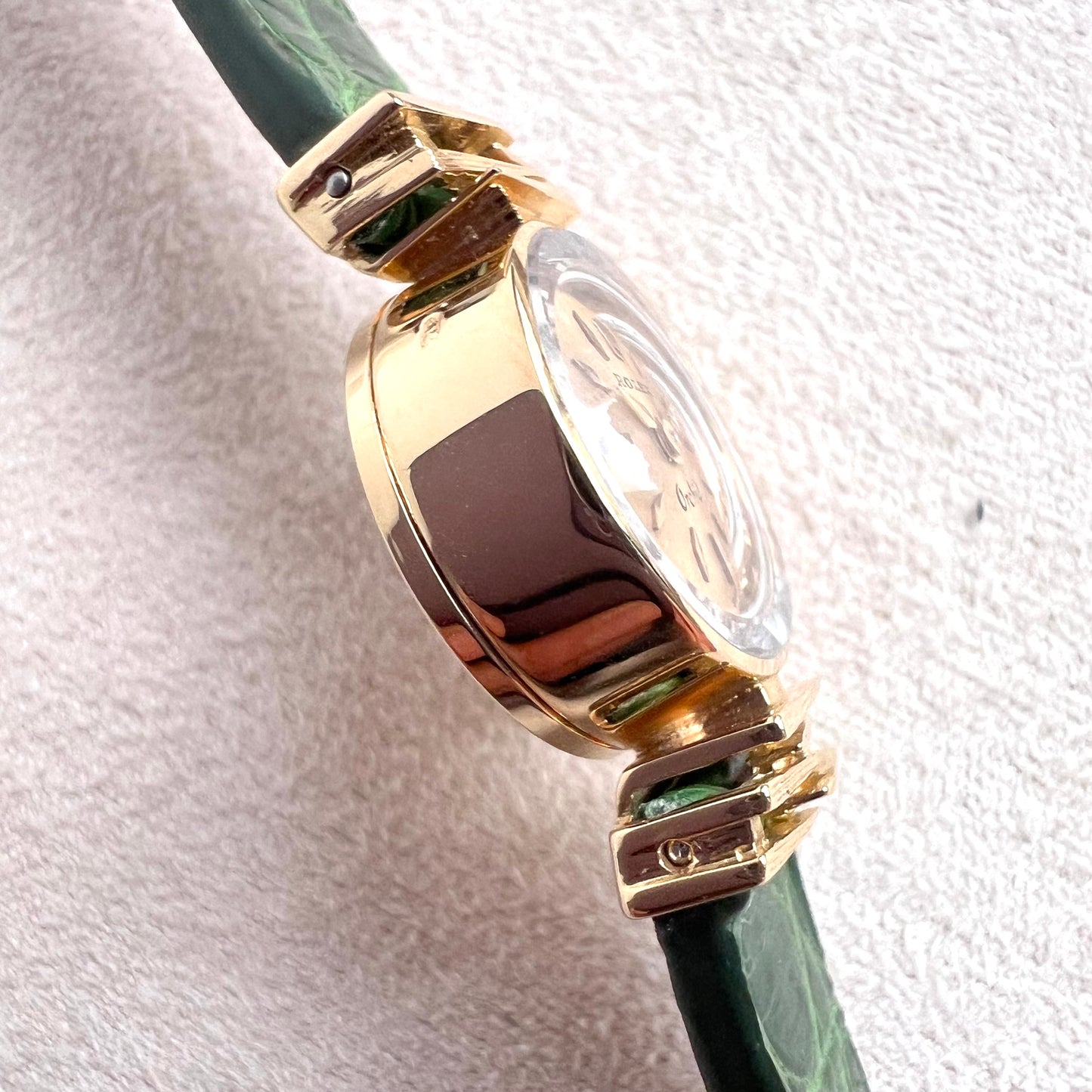 Rolex Orchid 18k, etched lugs w/ black strap