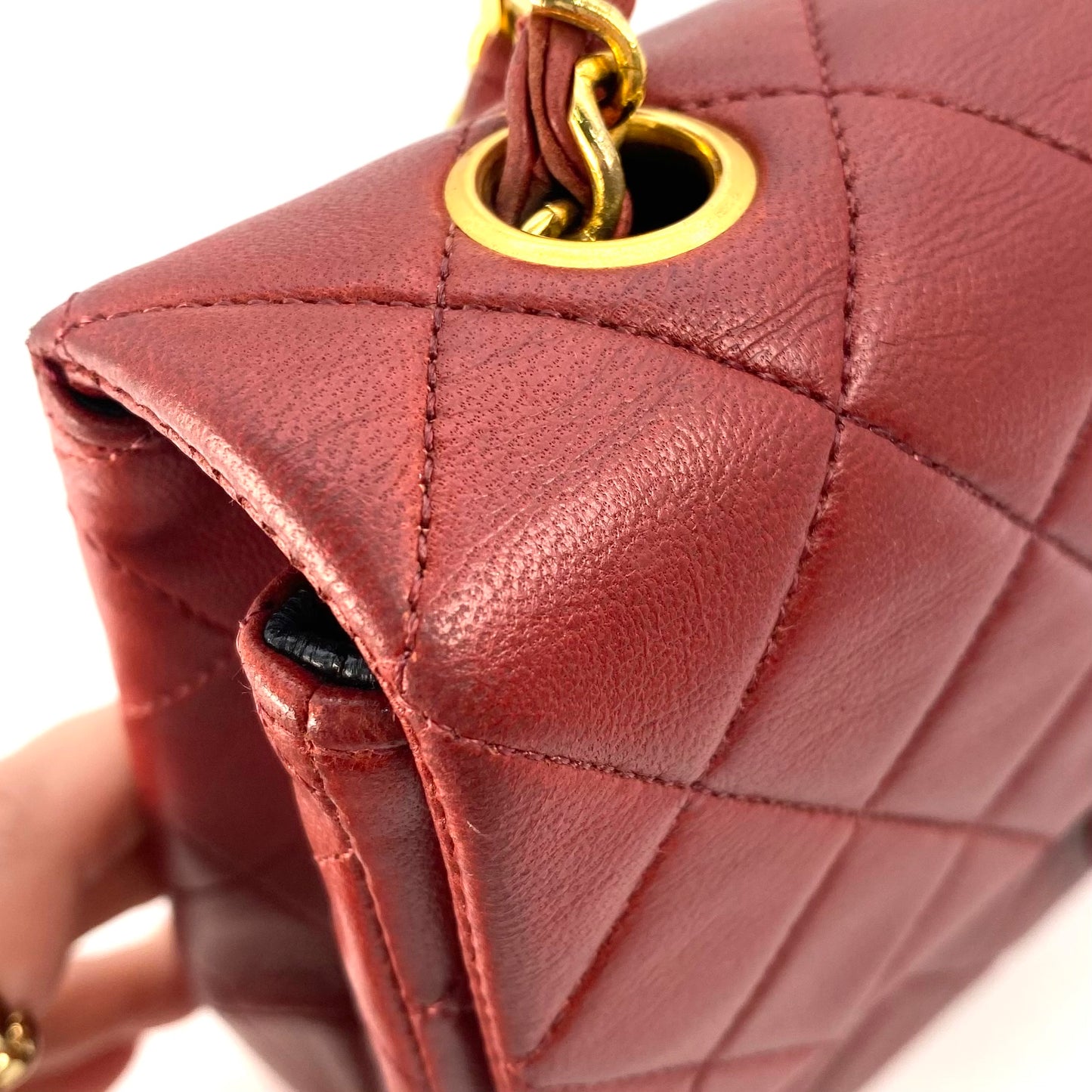 Kevin, 1 Series Square 20 Red Lambskin with seal and card