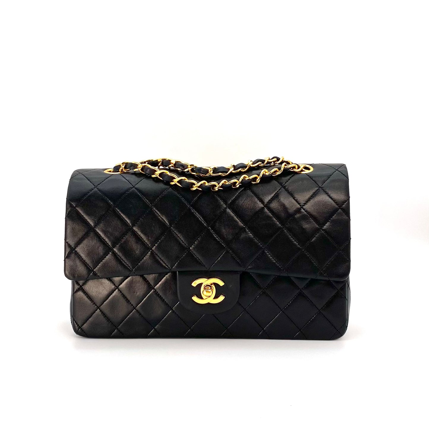 Minato, 1 Series Medium Classic Flap Black Lambskin with seal and card