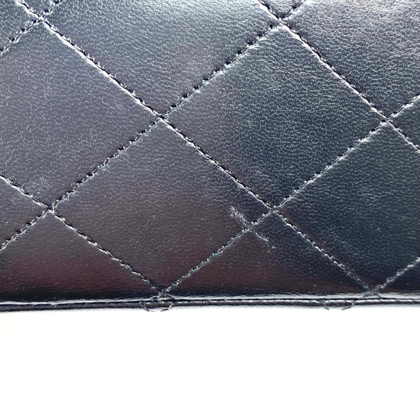 Minato, 1 Series Medium Classic Flap Black Lambskin with seal and card
