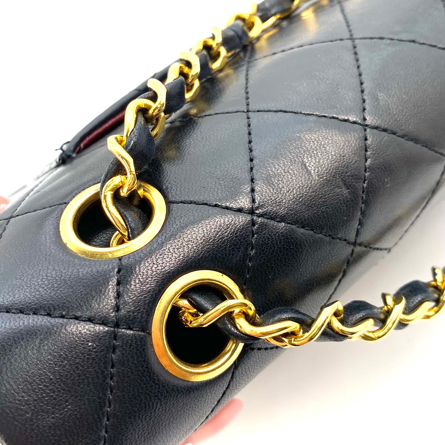 Minato, 1 Series Medium Classic Flap Black Lambskin with seal and card