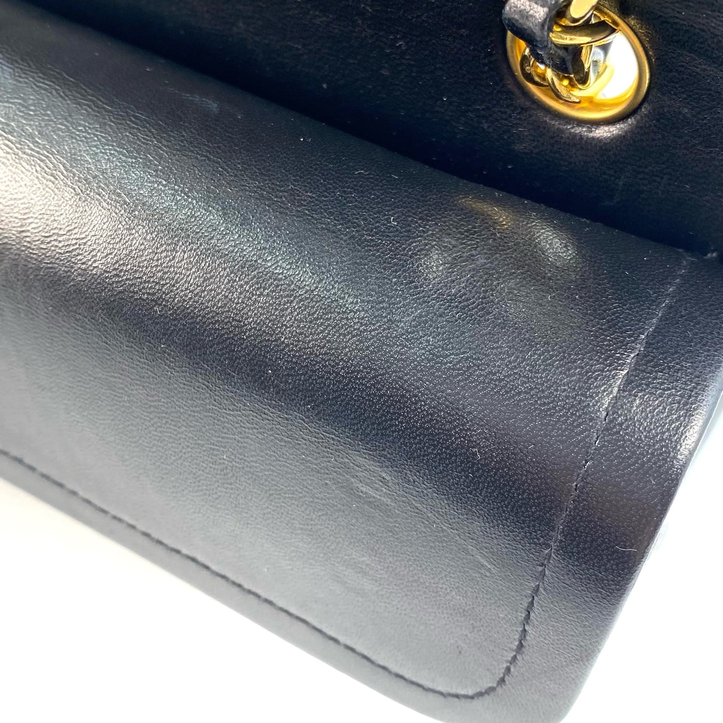 Minato, 1 Series Medium Classic Flap Black Lambskin with seal and card